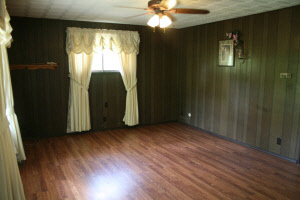1361 Shawswick Station Road Bedford, IN 47421 - Photo 5 of 17