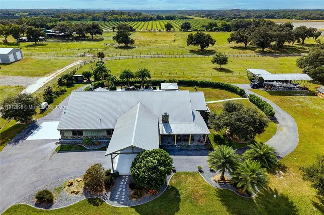 $1,895,000 | 5675 County Road 78, LaBelle, FL 33935