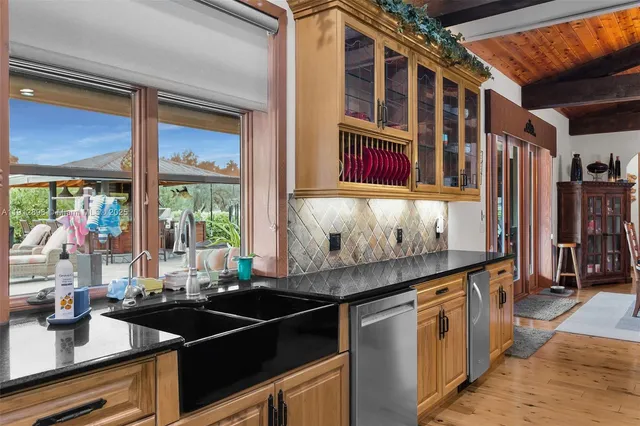 $1,895,000 | 5675 County Road 78, LaBelle, FL 33935