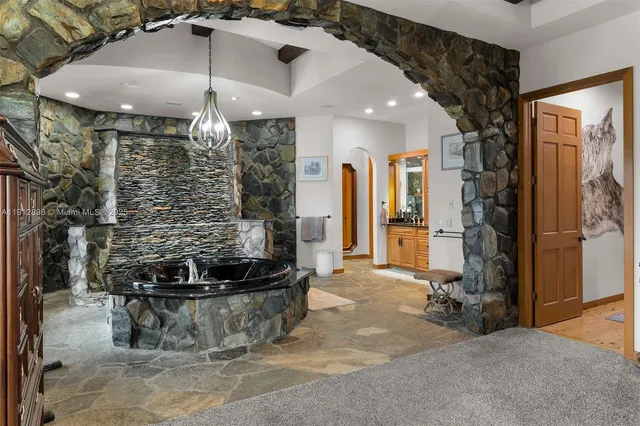 $1,895,000 | 5675 County Road 78, LaBelle, FL 33935