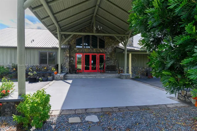 $1,895,000 | 5675 County Road 78, LaBelle, FL 33935