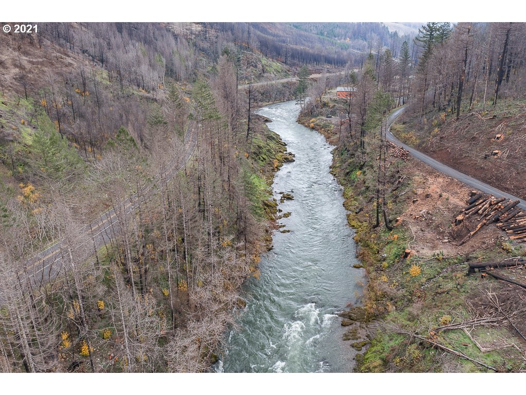 11035 Winstanley Lyons Or 97358 Lyons, OR 97358 - Photo 4 of 31 a view of a pathway with a yard