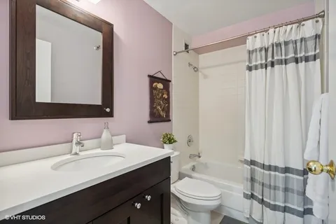 $435,000 | 1250 North Dearborn Street, Unit 5D, Chicago, IL 60610