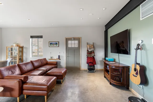 $730,000 | 15 Pierce Lane, Sheridan, WY 82801