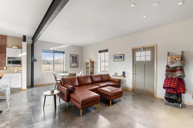 $730,000 | 15 Pierce Lane, Sheridan, WY 82801