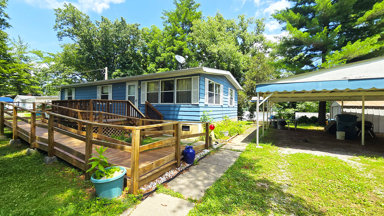 1750 Moonglow Road Centralia, IL 62801 - Photo 1 of 11