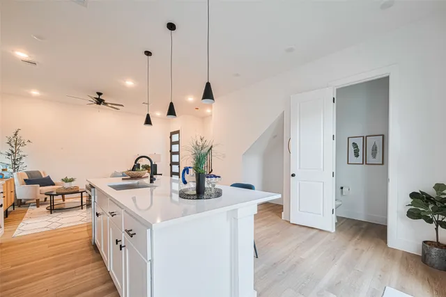 $399,990 | 9437 Pembrook Street, Houston, TX 77016