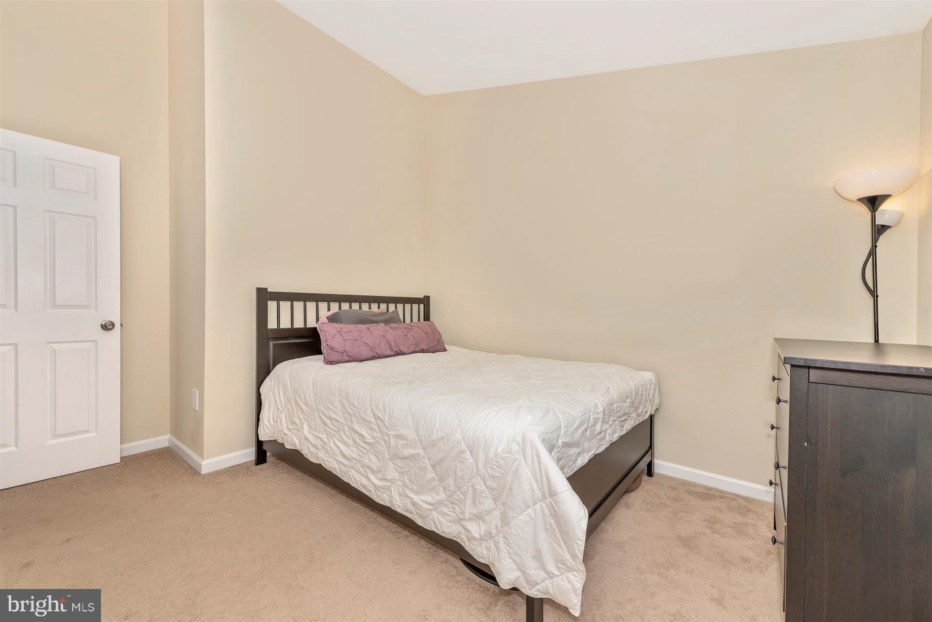 6913 Fox Chase Road New Market, MD 21774 - Photo 16 of 25 Bedroom #2 and all windows - cordless wood blinds.