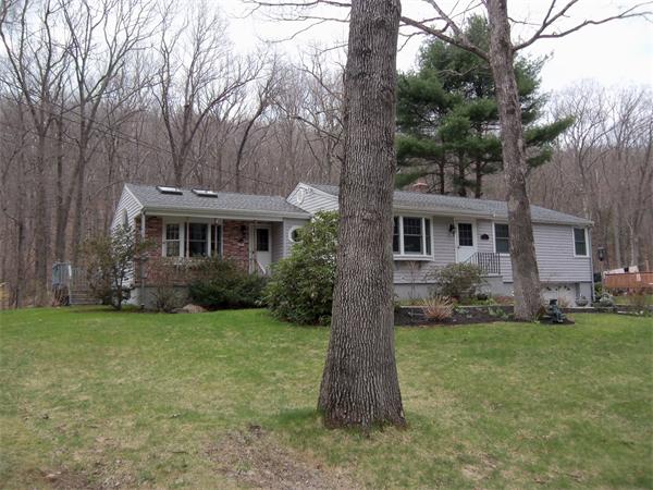 41 Old Worcester Road Oxford, MA 01540 - Photo 1 of 29 Gallery Image 1