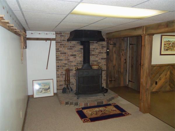 41 Old Worcester Road Oxford, MA 01540 - Photo 27 of 29 Gallery Image 27