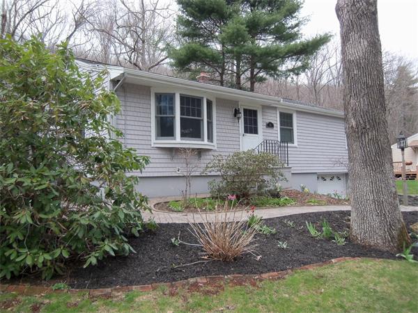 41 Old Worcester Road Oxford, MA 01540 - Photo 3 of 29 Gallery Image 3