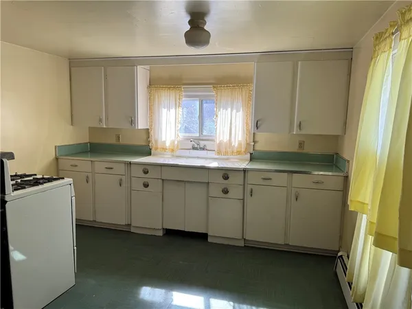 $159,900 | 196 West Pulteney Street, Corning, NY 14830