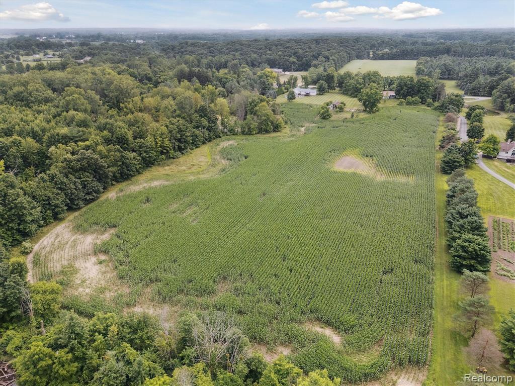 7467 McCandlish Road Grand Blanc, MI 48439 - Photo 45 of 47 Gallery Image 45
