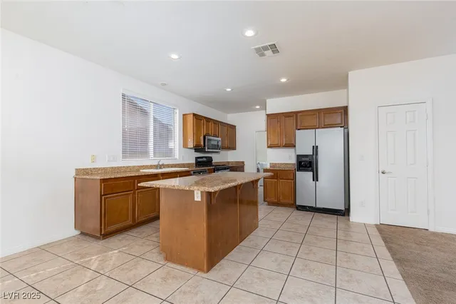$2,707 | 7862 Midnight Ride Street, Las Vegas, NV 89131