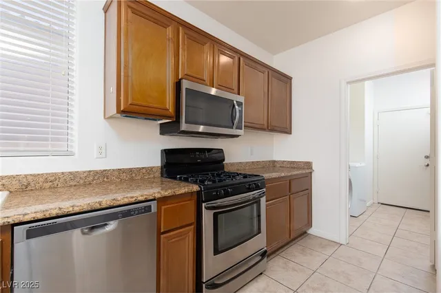 $2,707 | 7862 Midnight Ride Street, Las Vegas, NV 89131