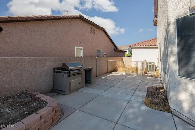 $2,707 | 7862 Midnight Ride Street, Las Vegas, NV 89131