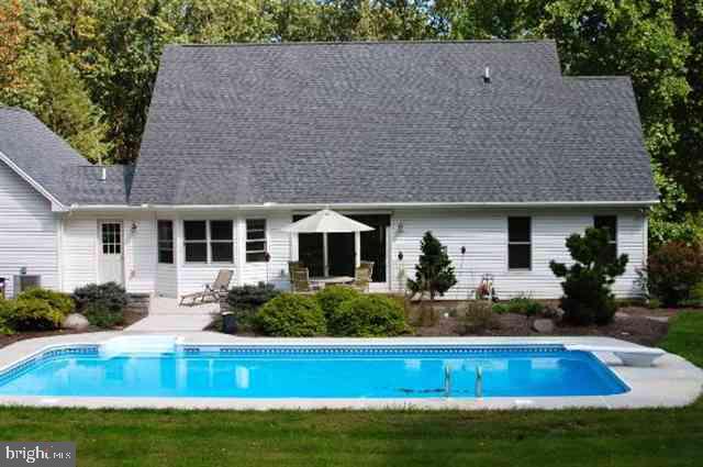1379 Indian Peg Road Boiling Springs, PA 17007 - Photo 24 of 25 Gallery Image 24