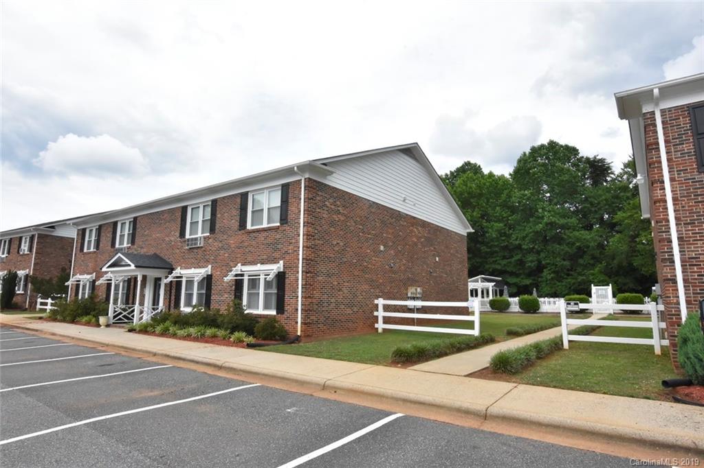 111 Stroupe Road, Unit D Gastonia, NC 28056 - Photo 2 of 11 Gallery Image 2