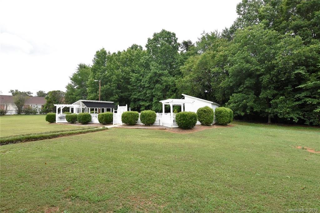 111 Stroupe Road, Unit D Gastonia, NC 28056 - Photo 3 of 11 Gallery Image 3