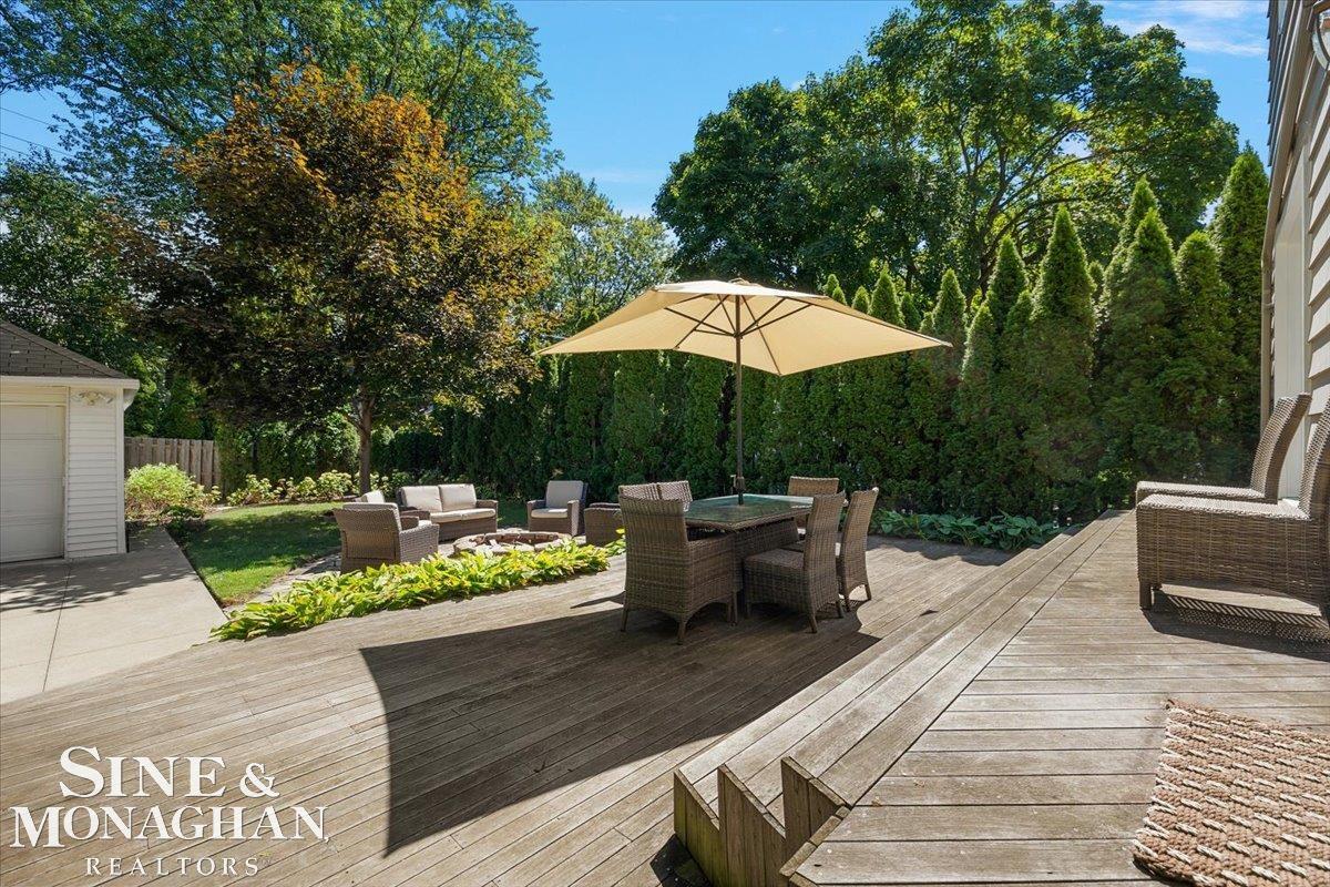 870 Washington Road Grosse Pointe, MI 48230 - Photo 48 of 52 50187239-10e3cc7b-f7b2-4ccc-b584-6a3b54df48be.JPG