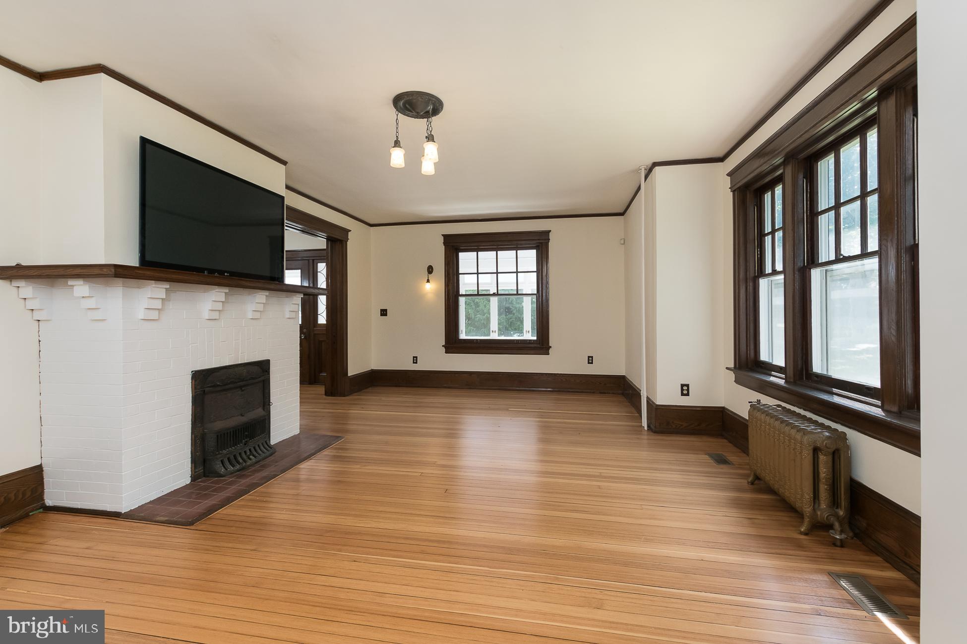3501 Lawrenceville Road Princeton, NJ 08540 - Photo 10 of 49 Front left room/family/living room