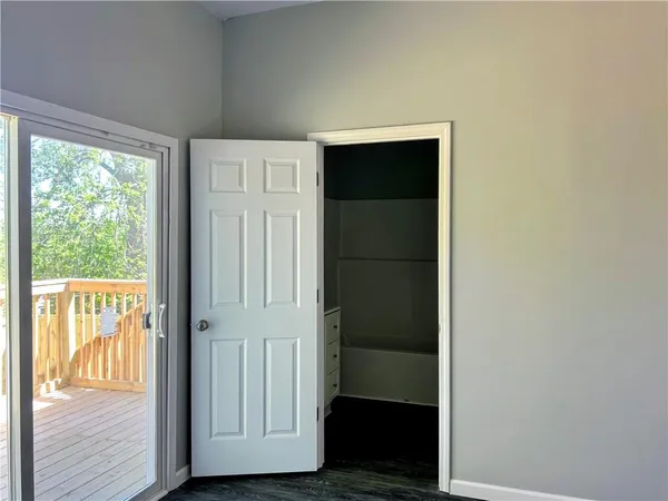 $154,900 | 5543 South 1st Street, St. Joseph, MO 64504