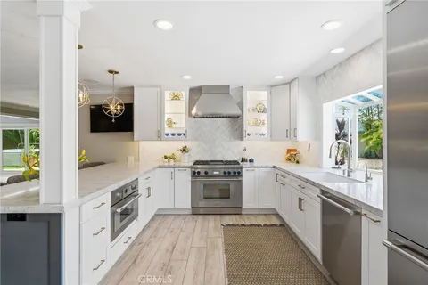 $2,895,000 | 16642 Melville Circle, Huntington Beach, CA 92649