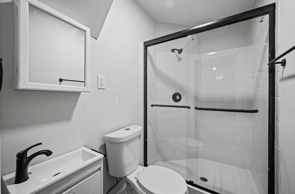 3101 Northeast Tyler Street Minneapolis, MN 55418 - Photo 18 of 57