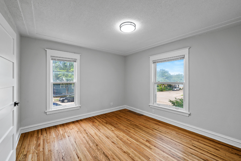 3101 Northeast Tyler Street Minneapolis, MN 55418 - Photo 22 of 57