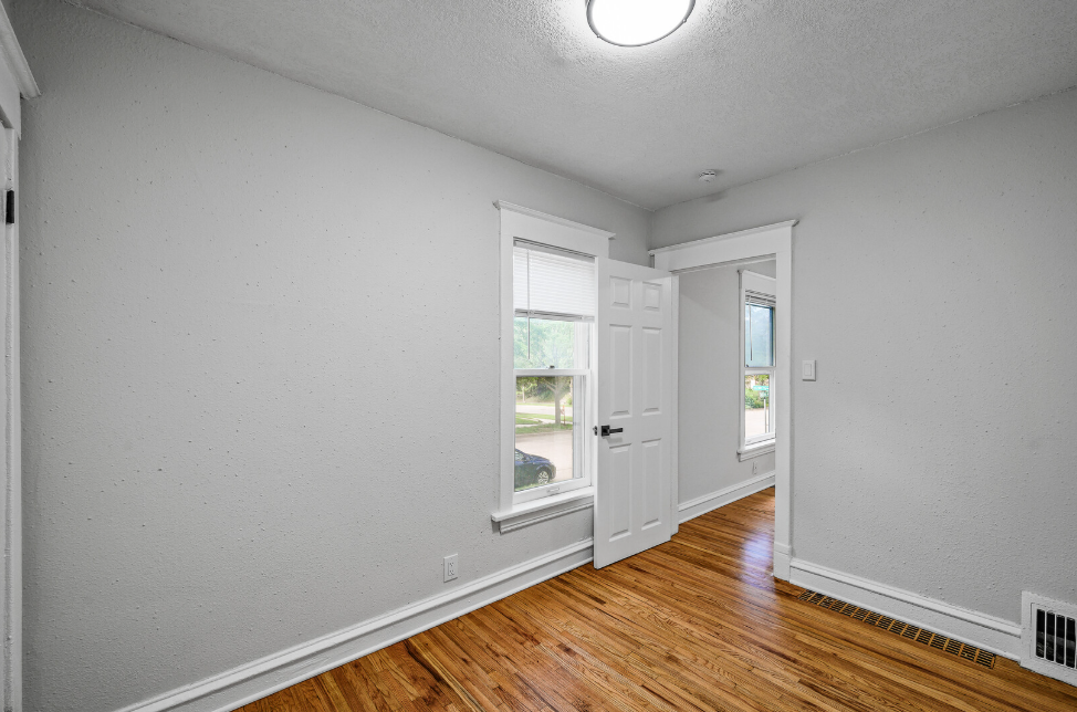 3101 Northeast Tyler Street Minneapolis, MN 55418 - Photo 29 of 57