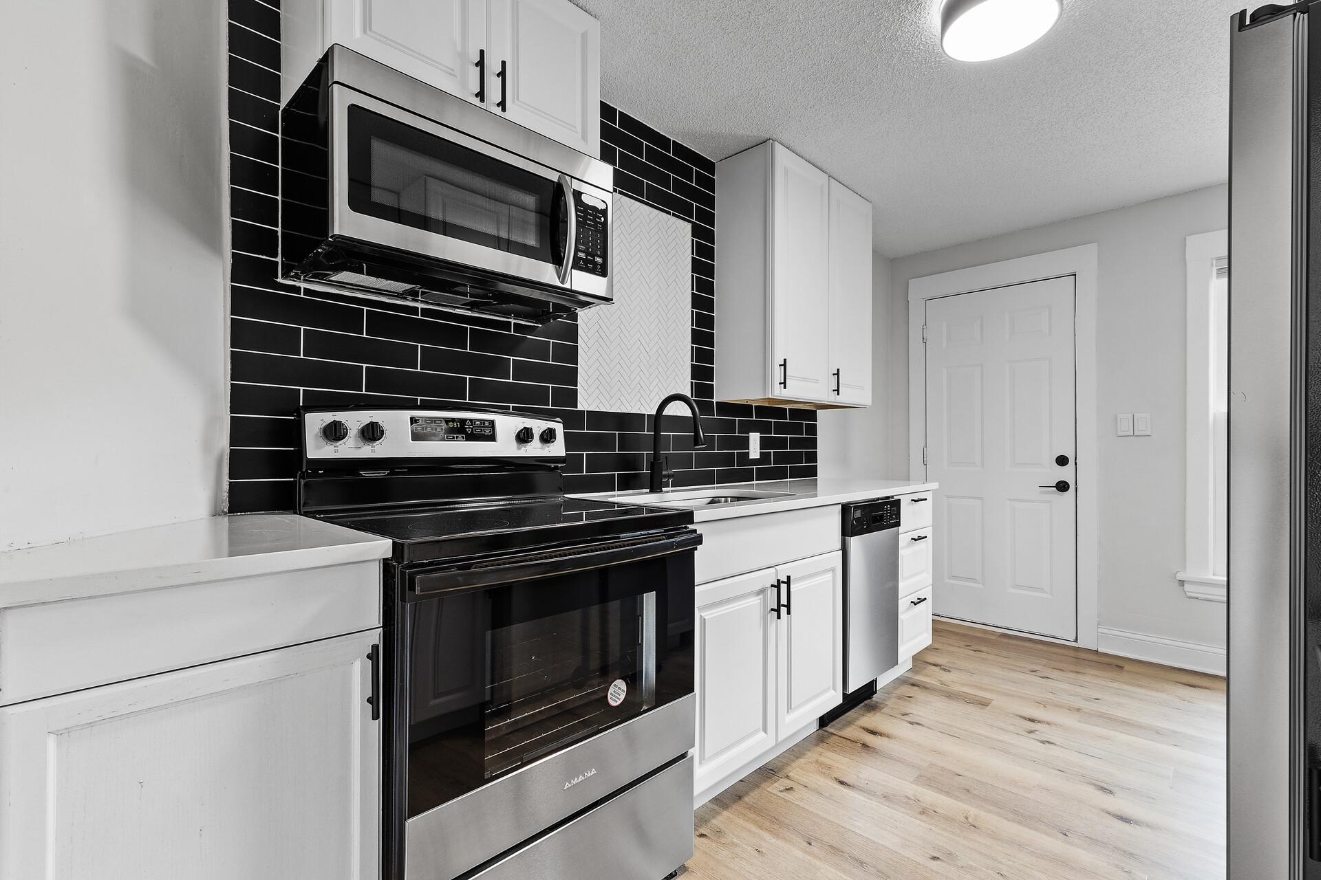 3101 Northeast Tyler Street Minneapolis, MN 55418 - Photo 3 of 57