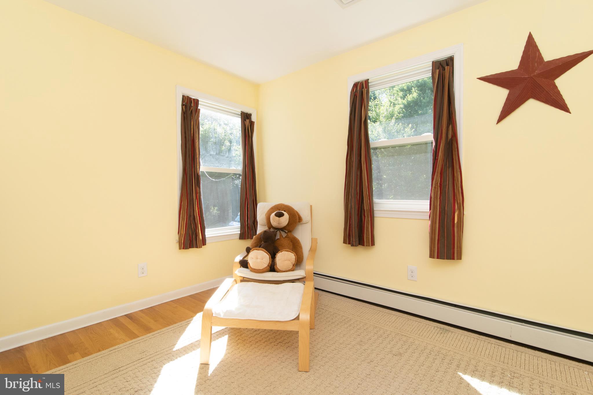 122 Durham Road Newtown, PA 18940 - Photo 22 of 26 Bedroom 3