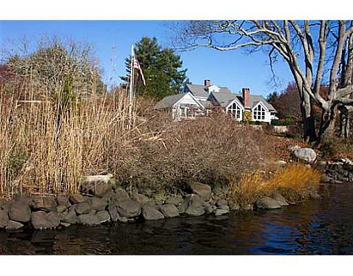 29 Watch Hill Road Westerly, RI 02891 - Photo 4 of 20 View.