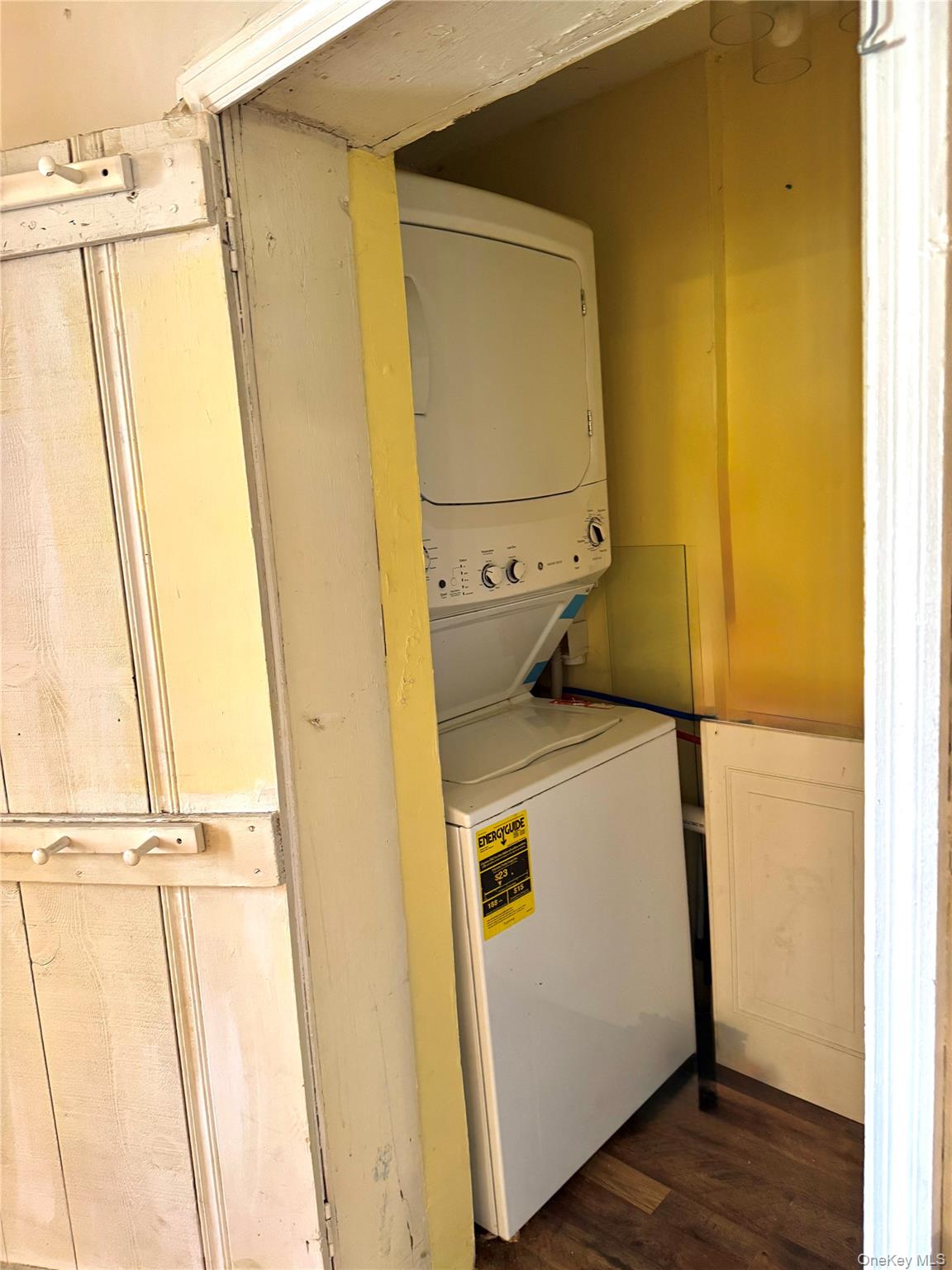 152 Forest Glen Road, Unit 4 New Paltz, NY 12561 - Photo 4 of 12 a utility room with washer and dryer
