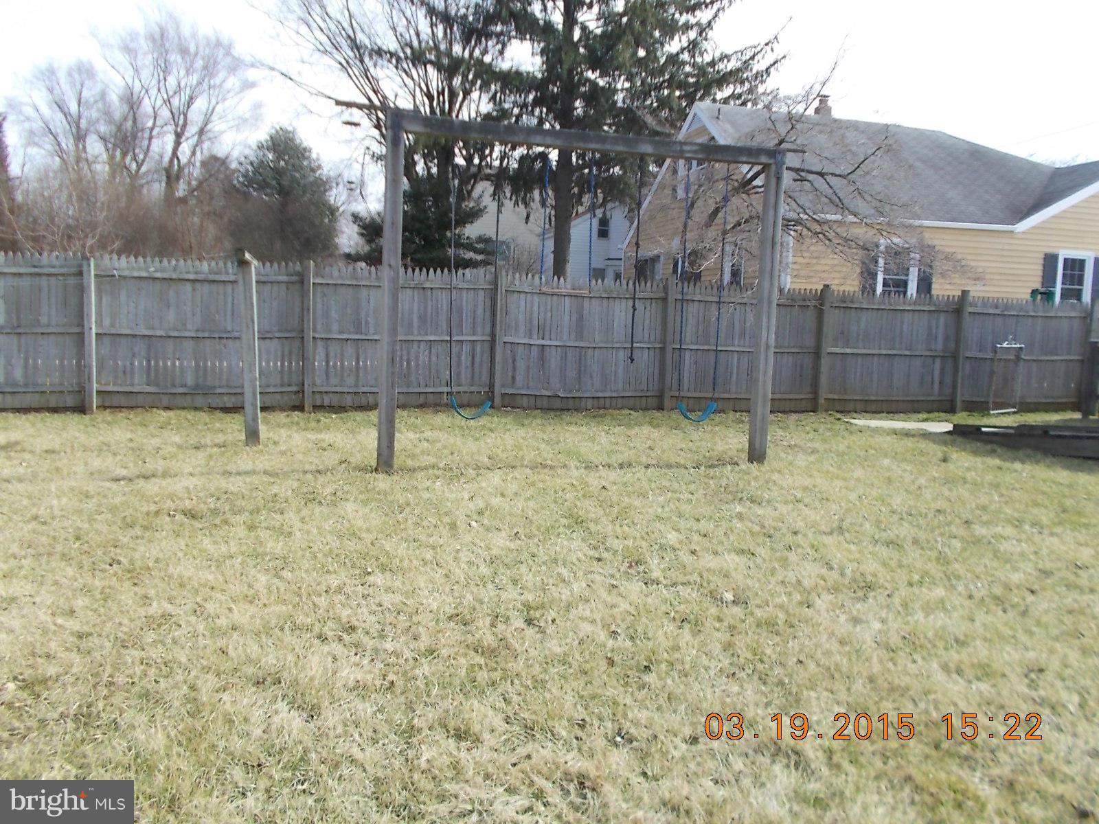 7 Mills Road Gaithersburg, MD 20877 - Photo 7 of 15 Exterior (Rear)
