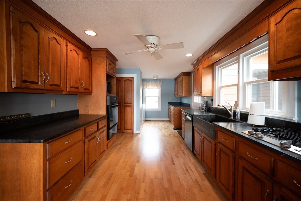 229 Ashby Road Ashburnham, MA 01430 - Photo 12 of 41