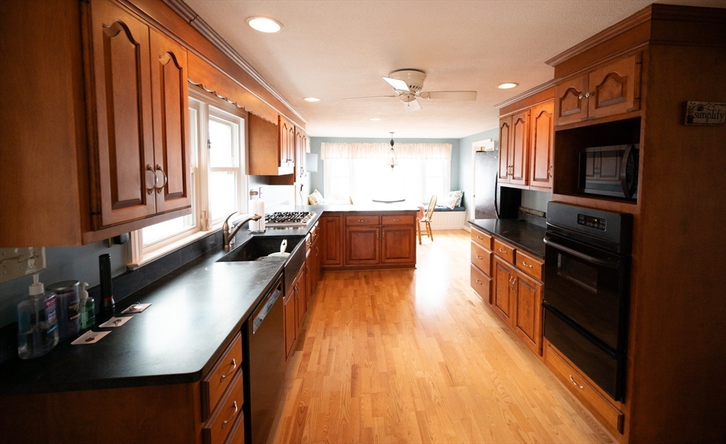 229 Ashby Road Ashburnham, MA 01430 - Photo 10 of 41
