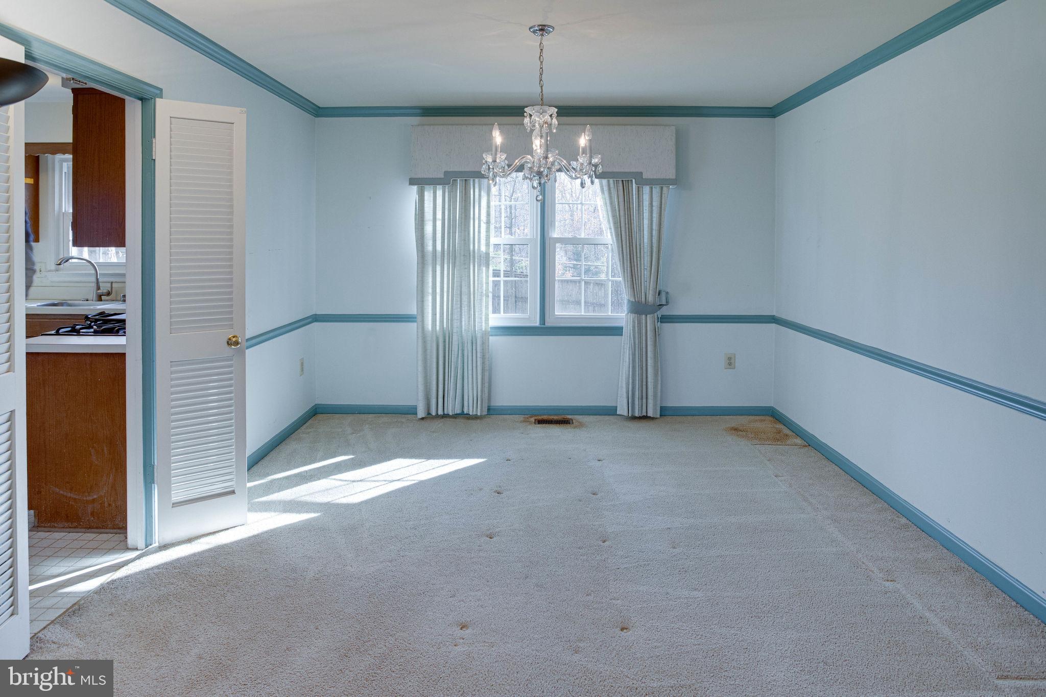 10128 Red Spruce Road Fairfax, VA 22032 - Photo 11 of 48 Formal Dining Room