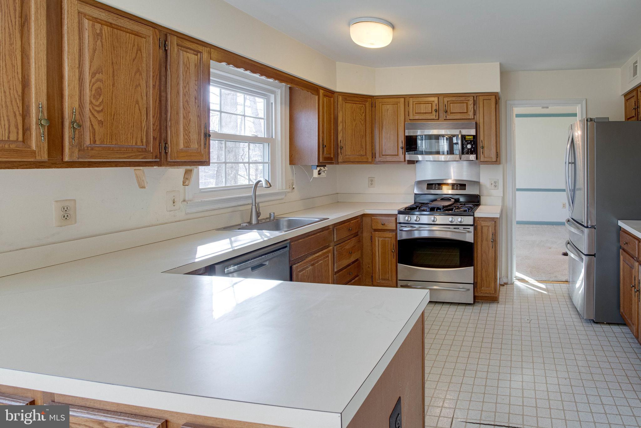 10128 Red Spruce Road Fairfax, VA 22032 - Photo 17 of 48 Gallery Image 17