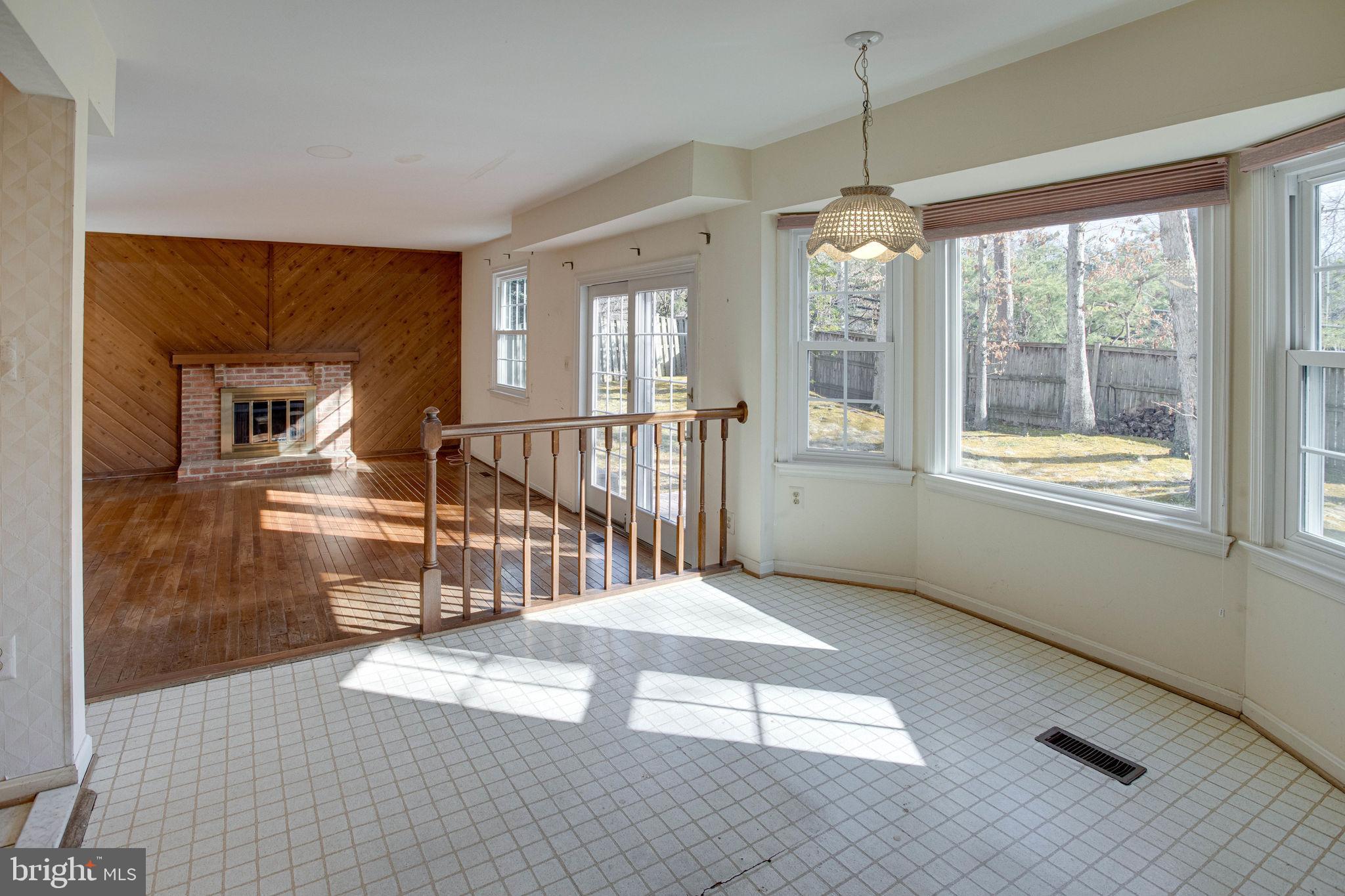 10128 Red Spruce Road Fairfax, VA 22032 - Photo 19 of 48 Kitchen overlooks the Family Room