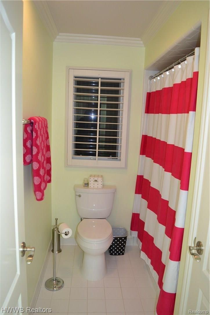 5590 Leeds Court Rochester, MI 48306 - Photo 68 of 73 Bedroom 4 Bathroom