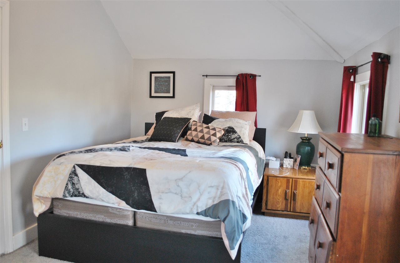 68 Broadway Amherst, NH 03031 - Photo 11 of 20 Gallery Image 11