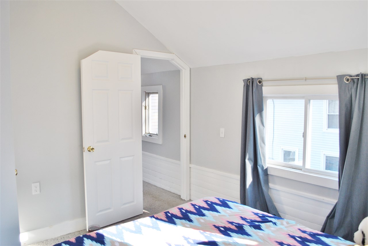 68 Broadway Amherst, NH 03031 - Photo 16 of 20 Gallery Image 16