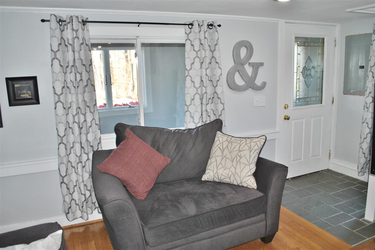 68 Broadway Amherst, NH 03031 - Photo 3 of 20 Gallery Image 3