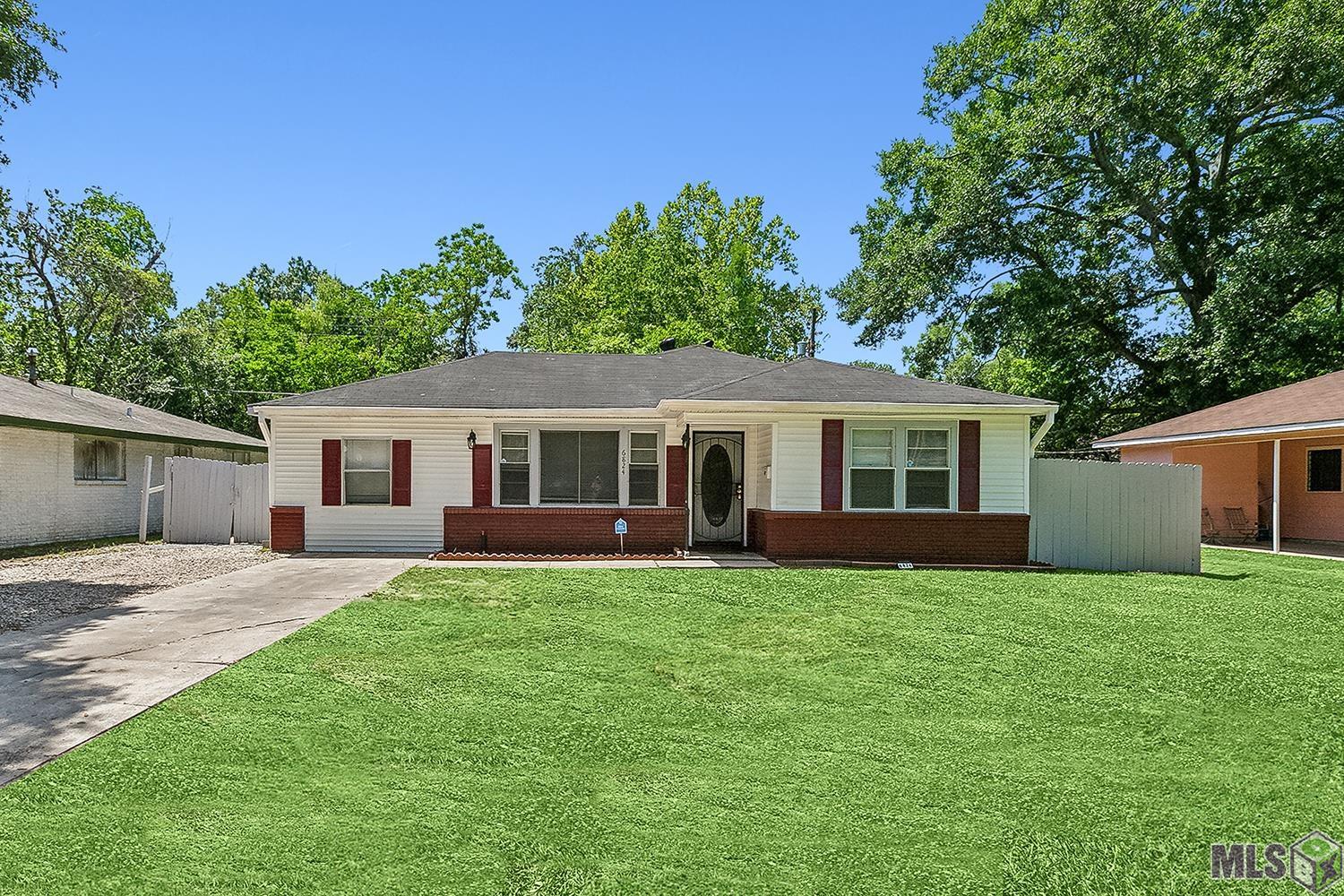 6824 Clinton Avenue Baton Rouge, LA 70805 - Photo 1 of 18 Gallery Image 1