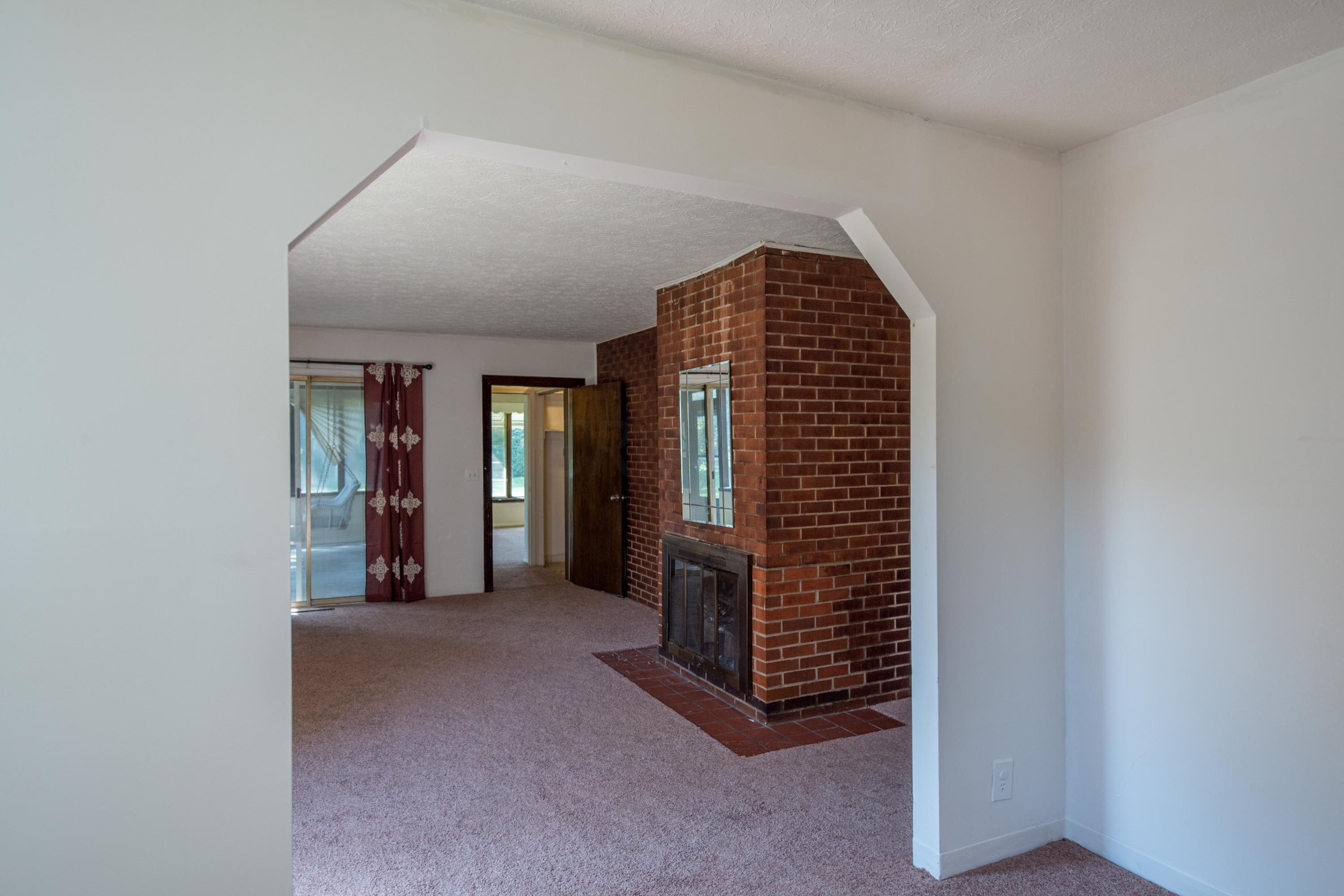 433 Darbyhurst Road Columbus, OH 43228 - Photo 13 of 33 Gallery Image 13