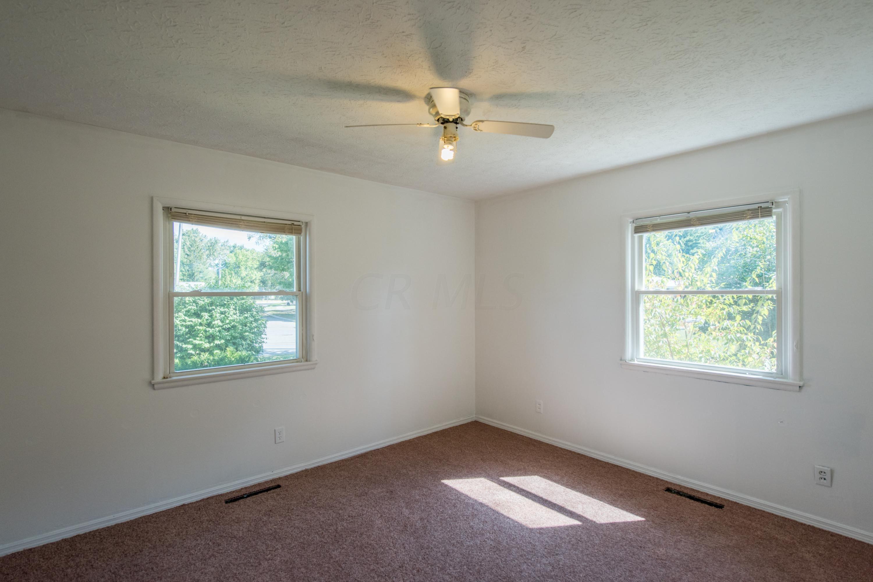 433 Darbyhurst Road Columbus, OH 43228 - Photo 24 of 33 Gallery Image 24