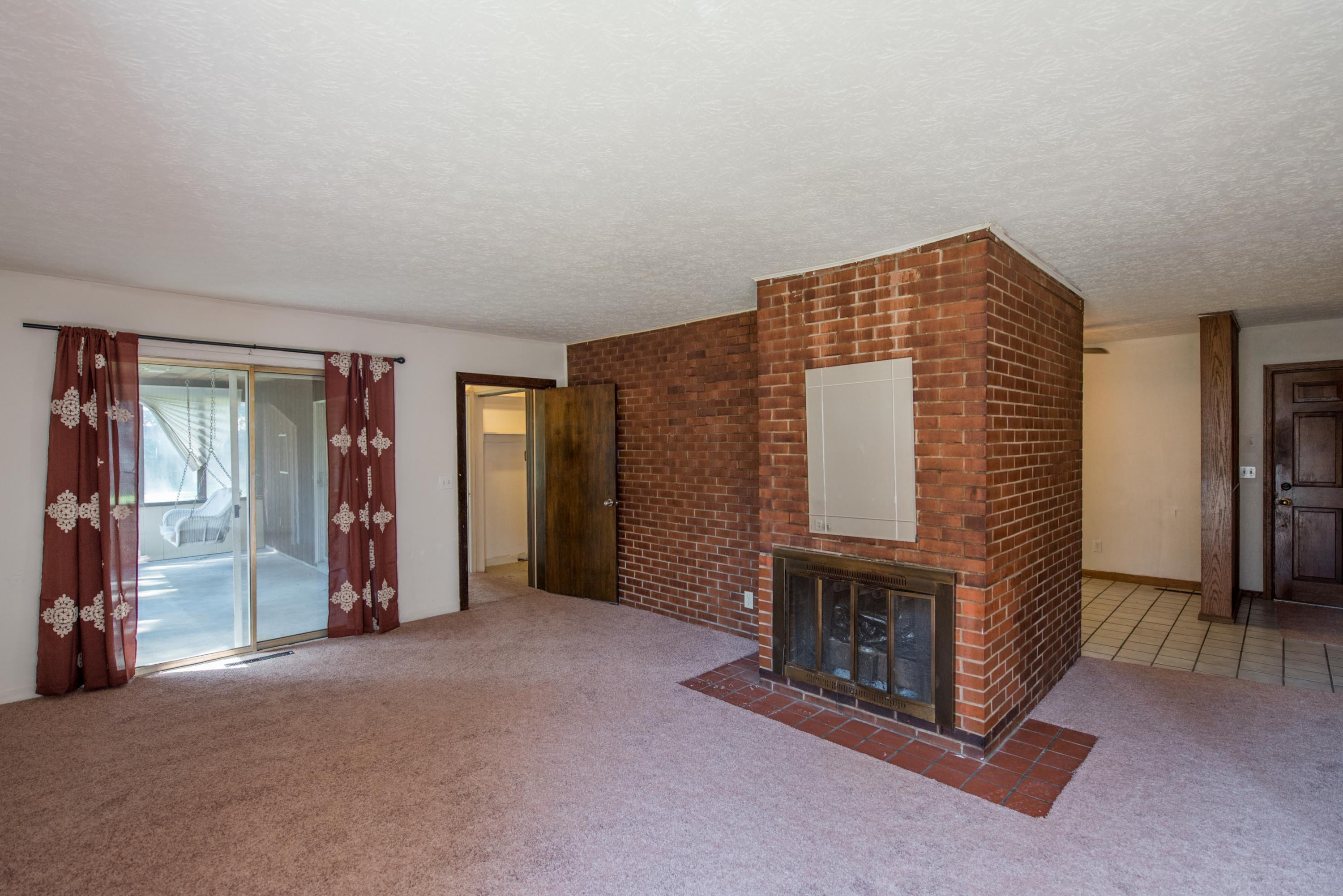 433 Darbyhurst Road Columbus, OH 43228 - Photo 9 of 33 Gallery Image 9