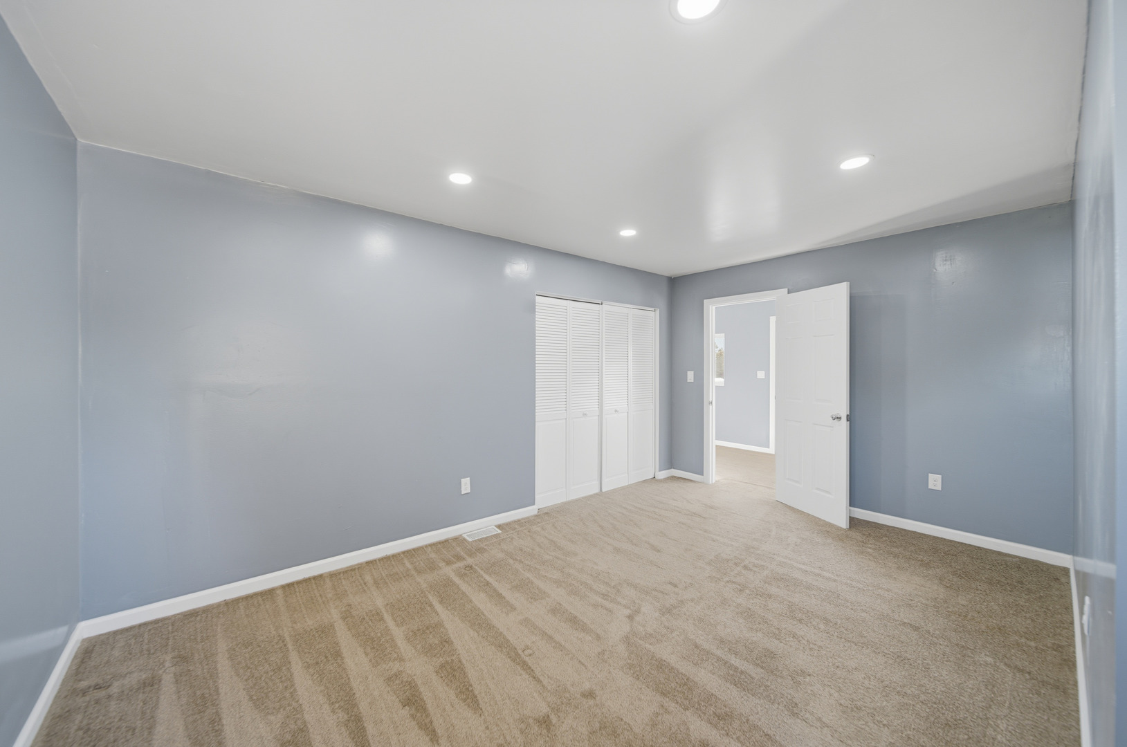 503 West Winfield Street Morrison, IL 61270 - Photo 13 of 22 a view of an empty room