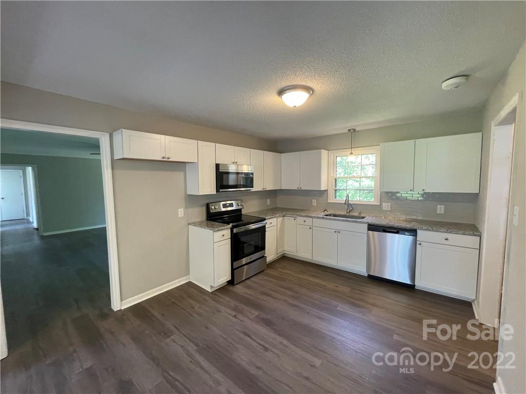 2622 Norfolk Road Lancaster, SC 29720 - Photo 7 of 19 Gallery Image 7